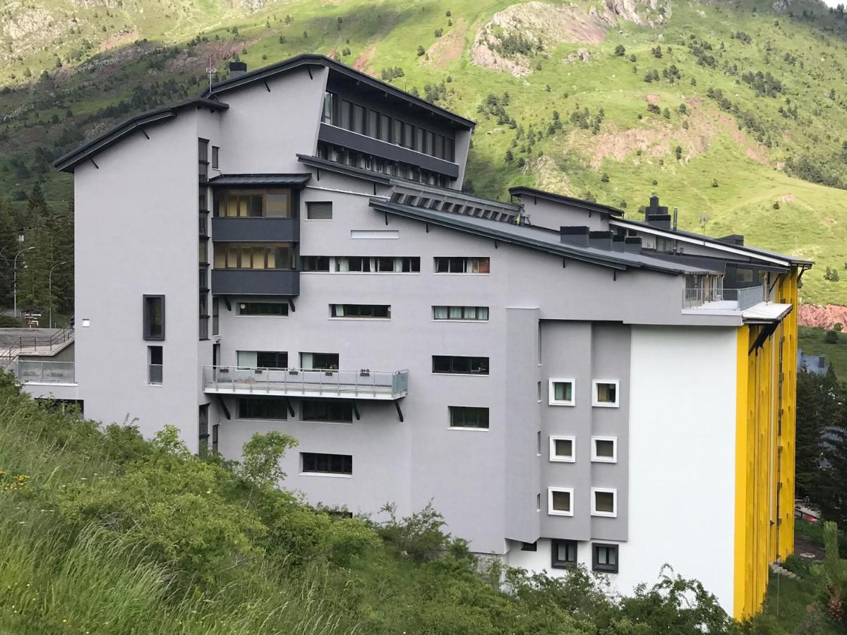 Tobazo Candanchu Pie De Pista Ngoại thất bức ảnh